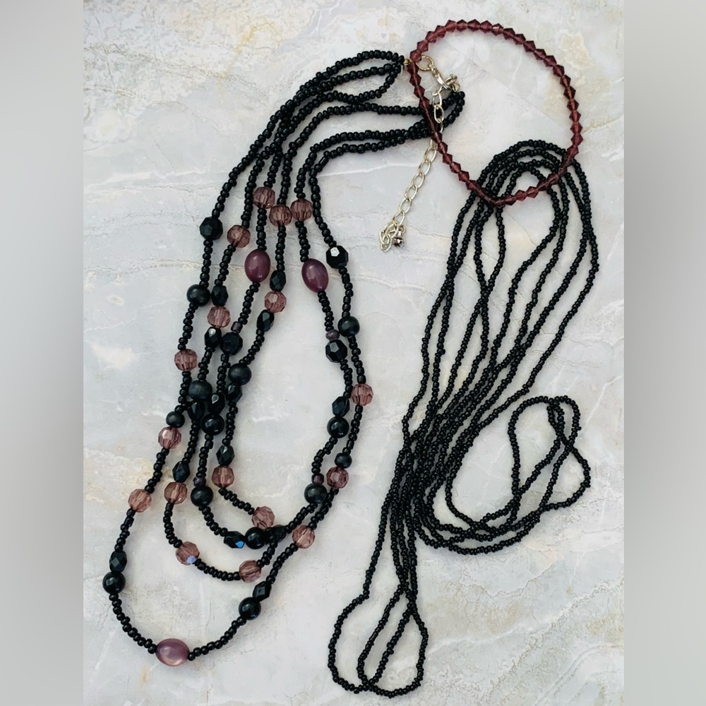 #26 Black and Mauve Beaded Necklace Bracelet Set